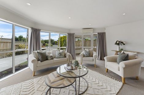 Photo of property in 5a Marama Crescent, Palmerston North, 4414