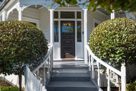 Photo of property in 46 Tainui Road, Devonport, Auckland, 0624