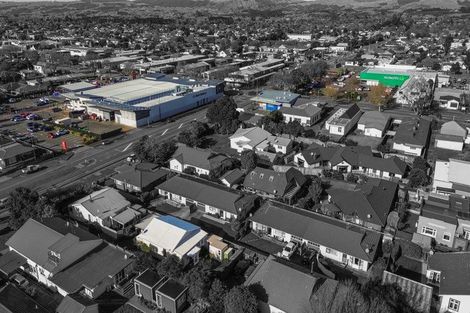 Photo of property in 72b Albert Street, Palmerston North, 4414