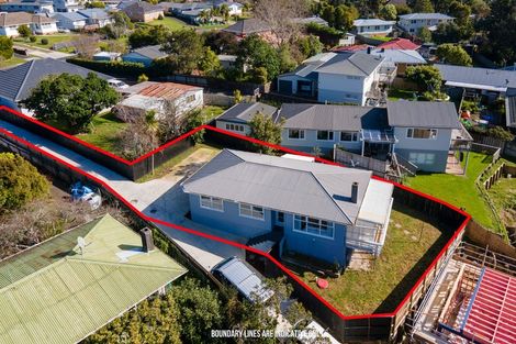 Photo of property in 117 Godley Road, Green Bay, Auckland, 0604