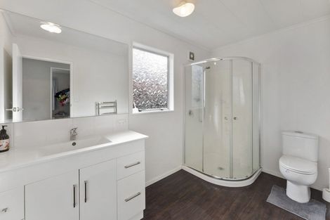 Photo of property in 41b Larchmont Grove, Totara Park, Upper Hutt, 5018