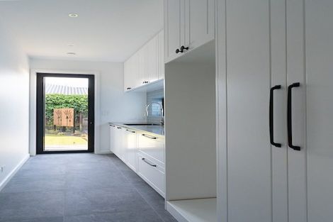 Photo of property in 1/27a Taylors Avenue, Bryndwr, Christchurch, 8052