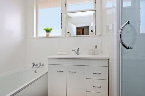 Photo of property in 25 Tasman Street, Havelock North, 4130