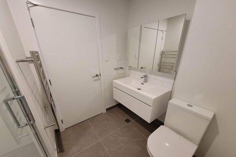 Photo of property in 12 Whakahui Lane, Mangere Bridge, Auckland, 2022