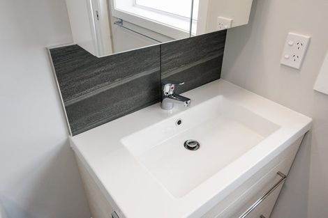 Photo of property in 3a Pembroke Street, Taradale, Napier, 4112