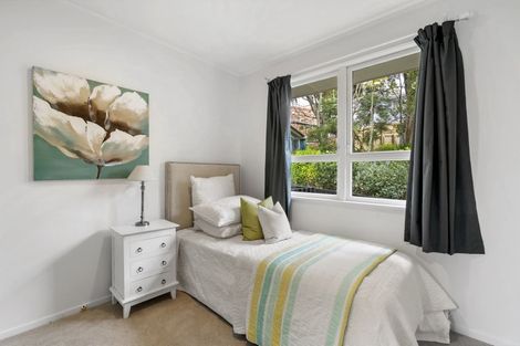 Photo of property in 57 Peach Road, Glenfield, Auckland, 0629