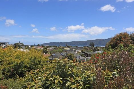 Photo of property in 7 Whyte Street, Paraparaumu Beach, Paraparaumu, 5032