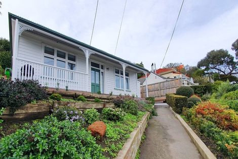 Photo of property in 43 Sumner Road, Lyttelton, 8082