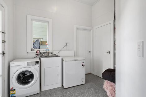 Photo of property in 63a Royal Crescent, Saint Kilda, Dunedin, 9012