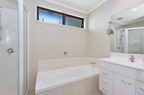 Photo of property in 152 Clarkin Road, Fairfield, Hamilton, 3214
