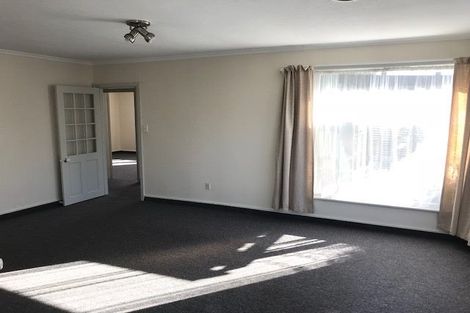 Photo of property in 976 High Street, Avalon, Lower Hutt, 5011