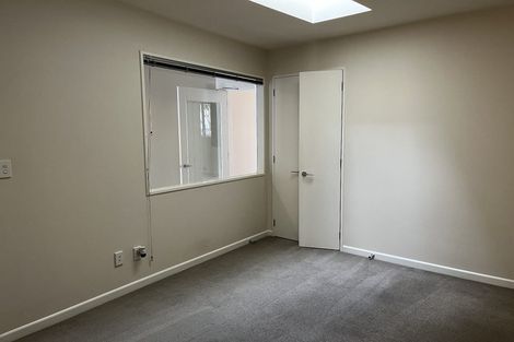 Photo of property in 4/25 Home Street, Mount Victoria, Wellington, 6011