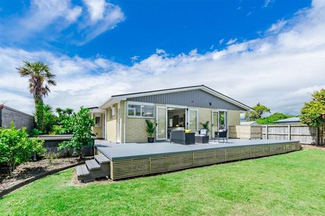 Photo of property in 49 Donovan Road, Paraparaumu Beach, Paraparaumu, 5032