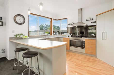 Photo of property in 23 Caulfield Place, Pukehangi, Rotorua, 3015