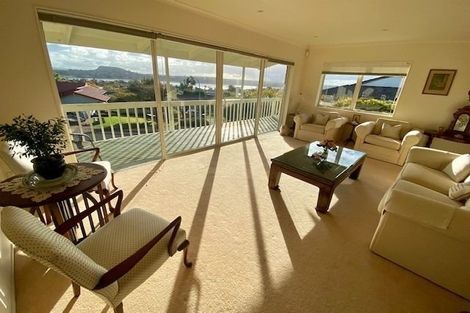Photo of property in 36 Caithness Place, Farm Cove, Auckland, 2012