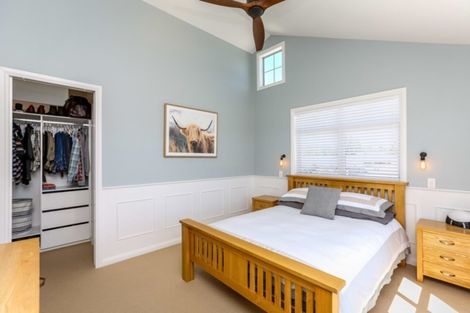 Photo of property in 55 Fernbrook Drive, Hurworth, New Plymouth, 4310