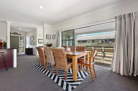 Photo of property in 111 Kenrigg Road, Kinloch, Taupo, 3377