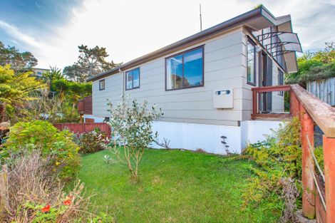 Photo of property in 8a Kaitoke Street, Raglan, 3225