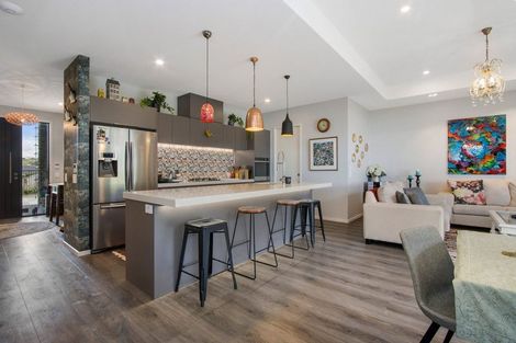 Photo of property in 49 Lakeside Terrace, Omokoroa, 3114