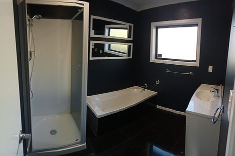 Photo of property in 13 Frankie Stevens Place, Riverstone Terraces, Upper Hutt, 5018