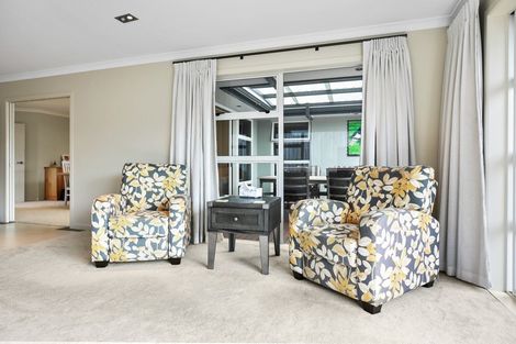 Photo of property in 17 Compton Grove, Huntington, Hamilton, 3210