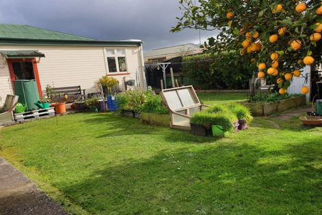 Photo of property in 43 Gordon Street, Dannevirke, 4930