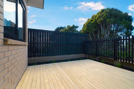 Photo of property in 10a Kotiu Place, Massey, Auckland, 0614
