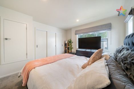 Photo of property in 9 Mcgrath Way, Taita, Lower Hutt, 5011