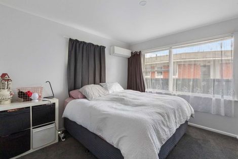 Photo of property in 53 Collins Road, Melville, Hamilton, 3206