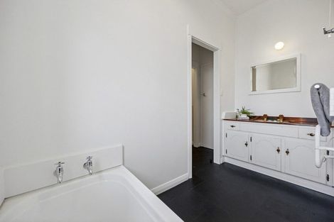 Photo of property in 107 Melbourne Street, South Dunedin, Dunedin, 9012