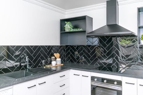 Photo of property in 45a Sandwich Road, St Andrews, Hamilton, 3200