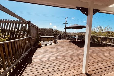 Photo of property in 43 Awatere Street, Clover Park, Auckland, 2023