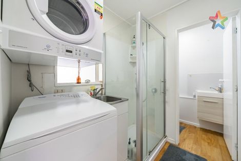 Photo of property in 8b Wai-iti Crescent, Woburn, Lower Hutt, 5010