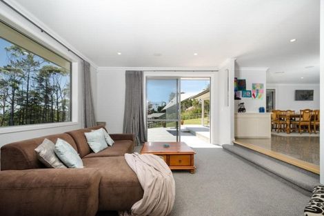 Photo of property in 24b Sunnyvale Road, Swanson, Auckland, 0614