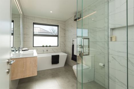 Photo of property in 53 Innes Road, St Albans, Christchurch, 8052