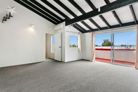 Photo of property in 2/11 Kaihua Road, Nukuhau, Taupo, 3330