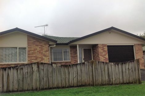 Photo of property in 8 Camberley Court, Manurewa East, Auckland, 2102