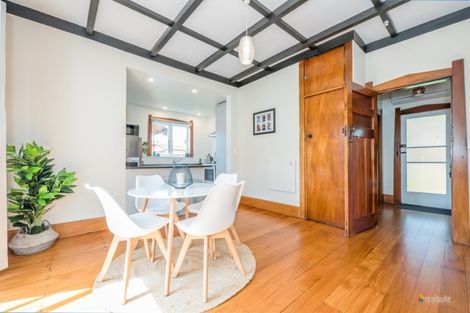 Photo of property in 8 Leighton Avenue, Waiwhetu, Lower Hutt, 5010