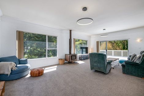 Photo of property in 318 Huia Road, Titirangi, Auckland, 0604