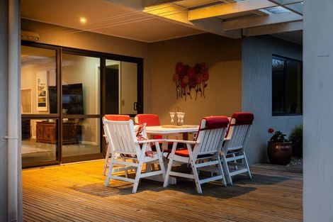 Photo of property in 4 Barbaras Way, Waikanae Beach, Waikanae, 5036