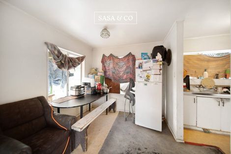 Photo of property in 4 Stoll Place, Clendon Park, Auckland, 2103