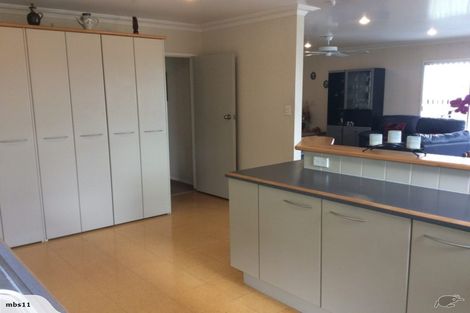 Photo of property in 8a Sutherland Avenue, Mount Maunganui, 3116