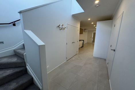 Photo of property in 20 Gilbert Hall Way, Swanson, Auckland, 0614