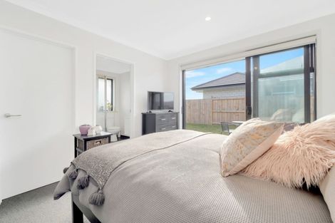 Photo of property in 19 Stevenson Drive, Papamoa, 3118