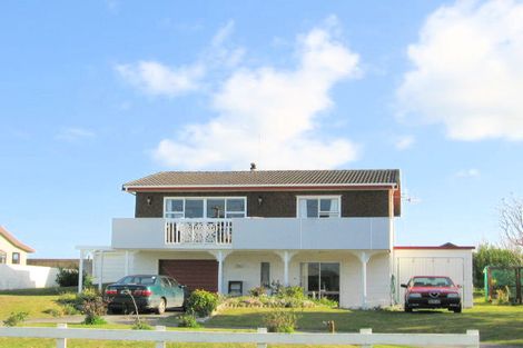 Photo of property in 1280 Papamoa Beach Road, Papamoa Beach, Papamoa, 3118