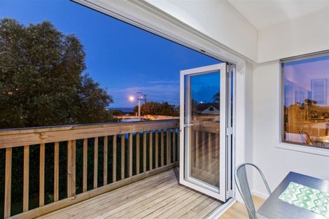 Photo of property in 1/1a Gordon Avenue, Forrest Hill, Auckland, 0620