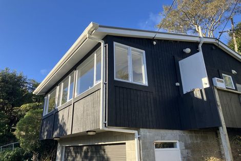 Photo of property in 50 Delhi Crescent, Khandallah, Wellington, 6035