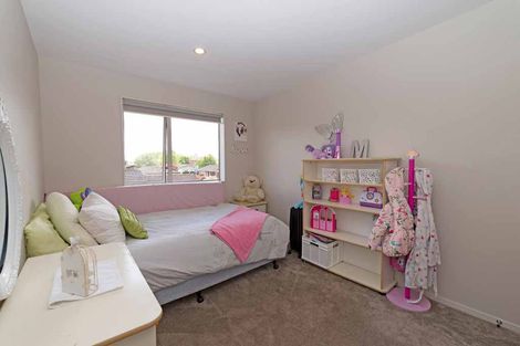 Photo of property in 15/45a Swanson Road, Henderson, Auckland, 0610