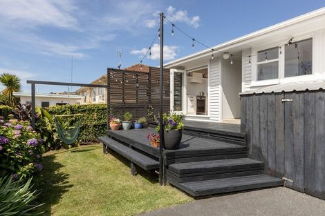 Photo of property in 103 Sherwood Street, Bellevue, Tauranga, 3110