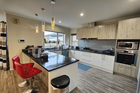 Photo of property in 5 Charlestown Drive, Flat Bush, Auckland, 2019